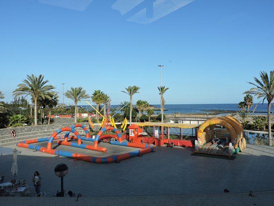Centro Comercial Atlántico Fuerteventura